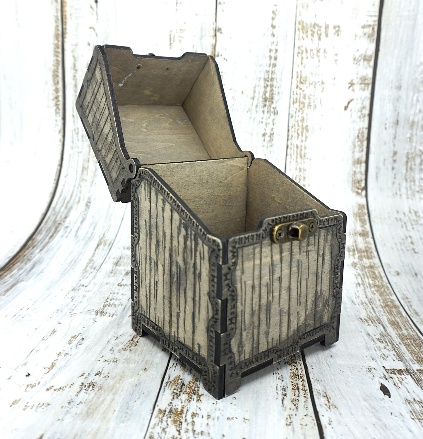 deck box grey and black