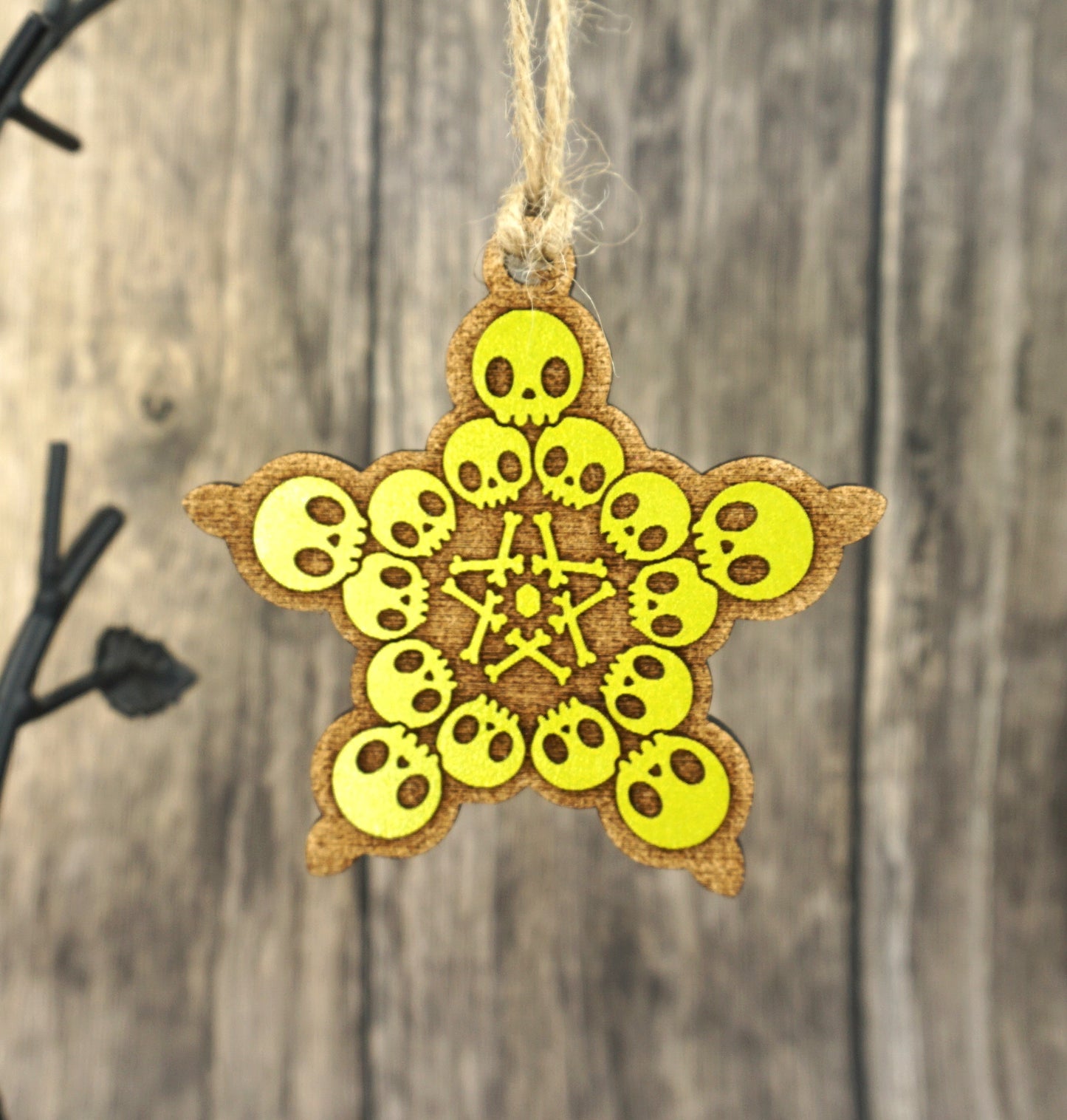 skull star green