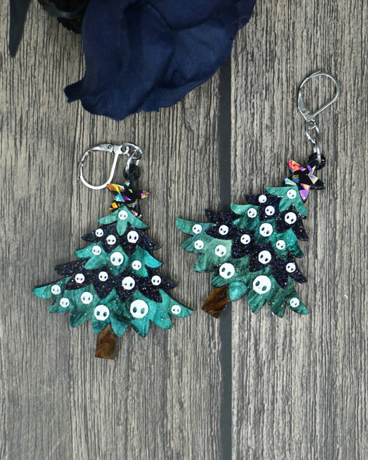 creepmas tree earrings