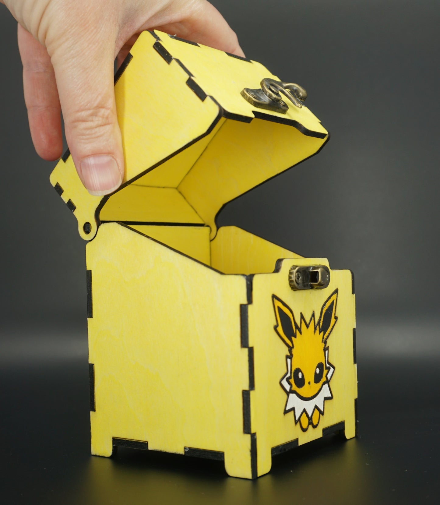 jolteon3.JPG