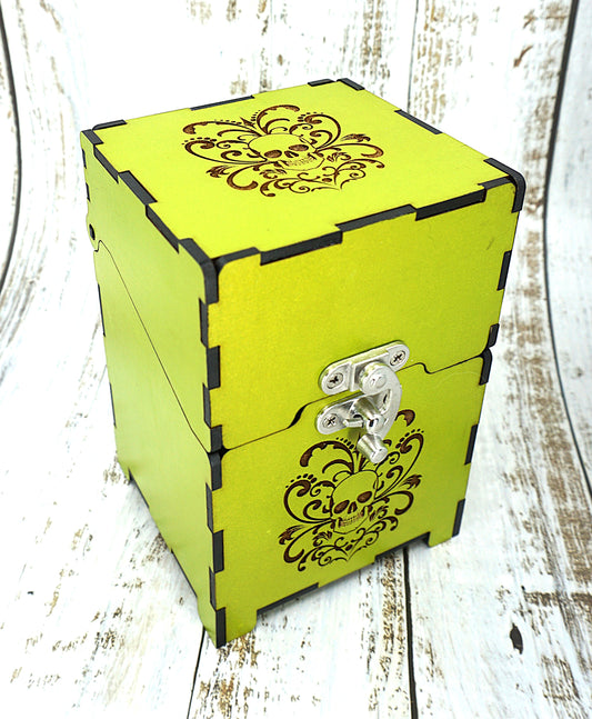 Tarot sized deckbox green skull